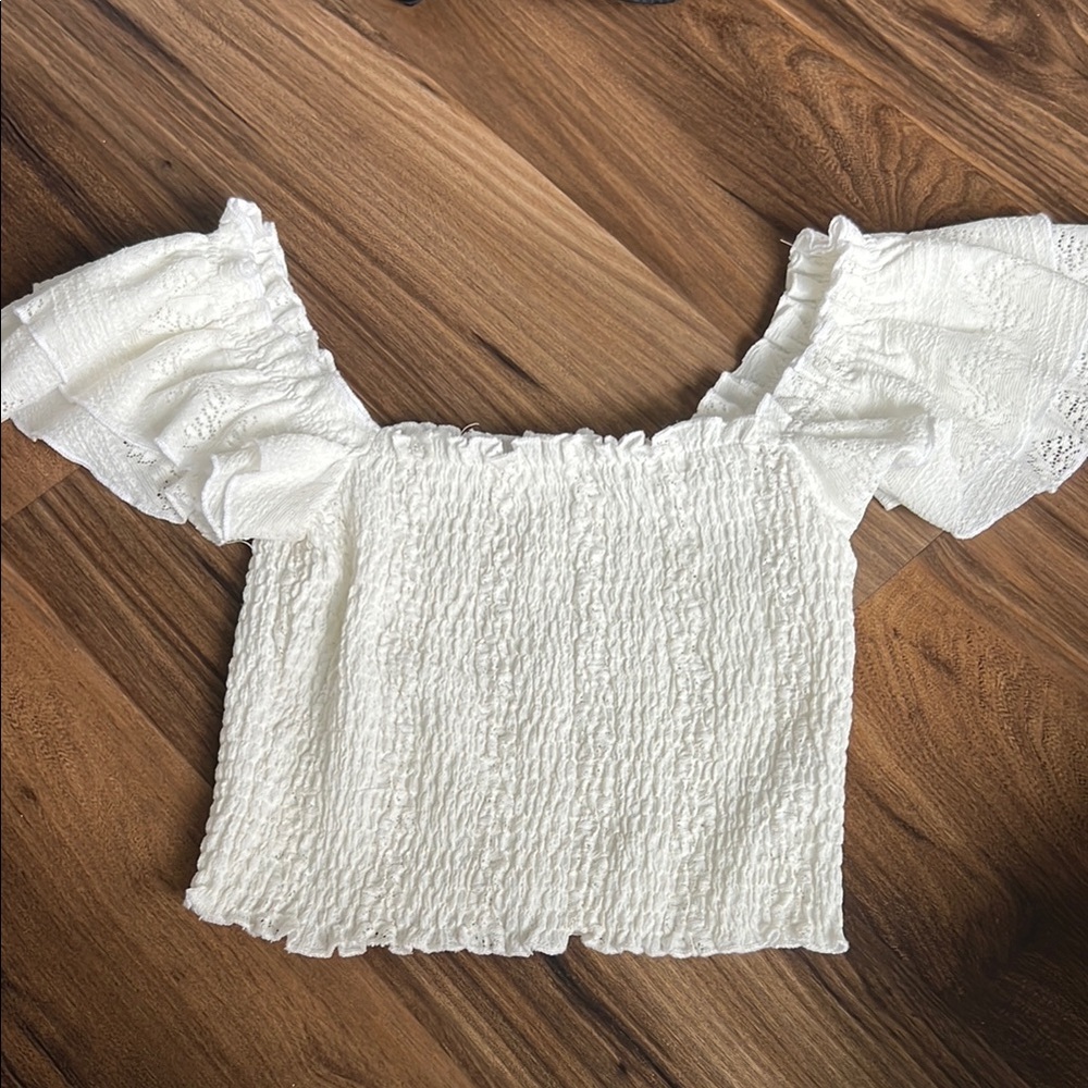 Astr White Smocked Puff Sleeve Blouse